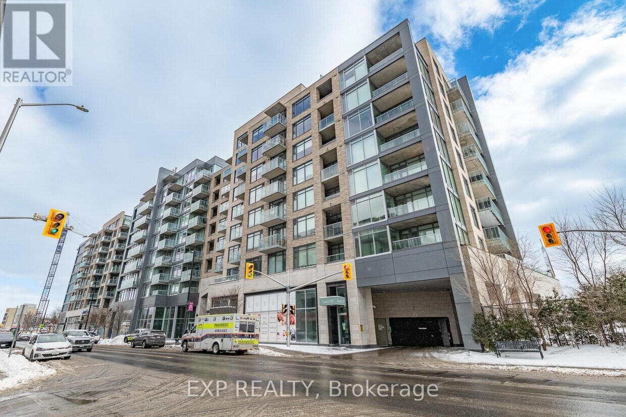 Photo principale - 108-108 Richmond Rd