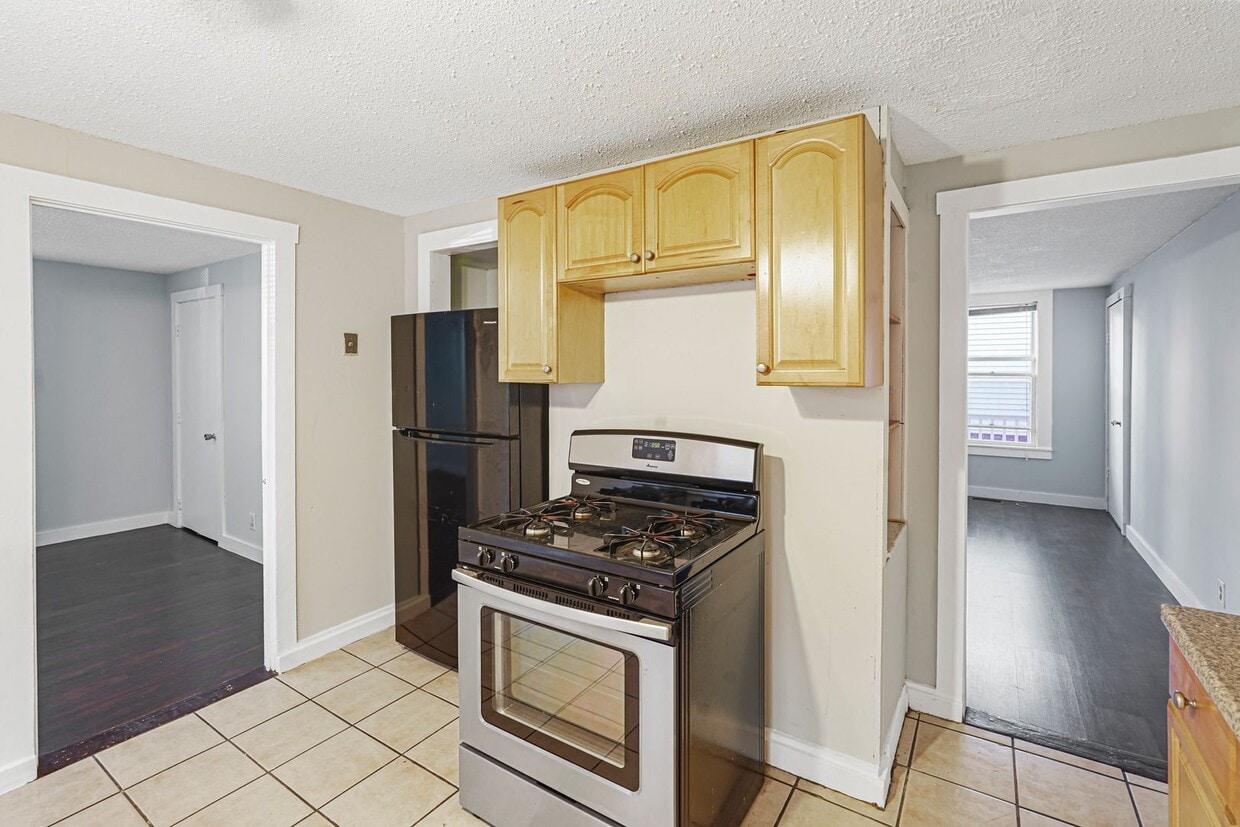 Building Photo - Devens