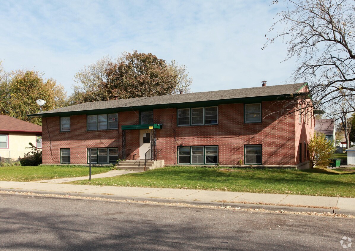 Primary Photo - 4525 4th Ave S