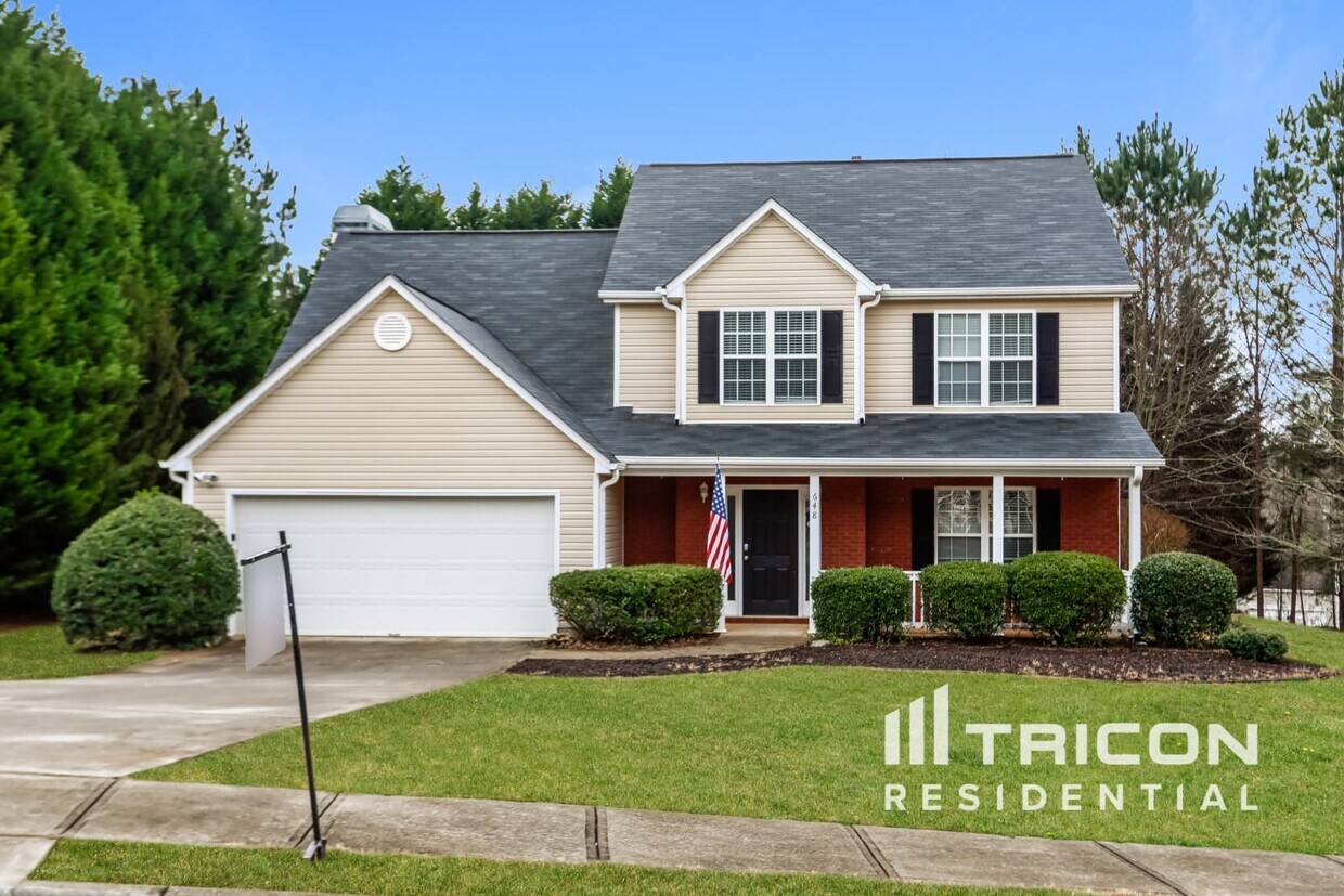 Foto principal - 648 Stonecrest Dr