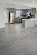 Building Photo - 316 High Rd