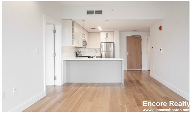 Building Photo - 801 Tremont St