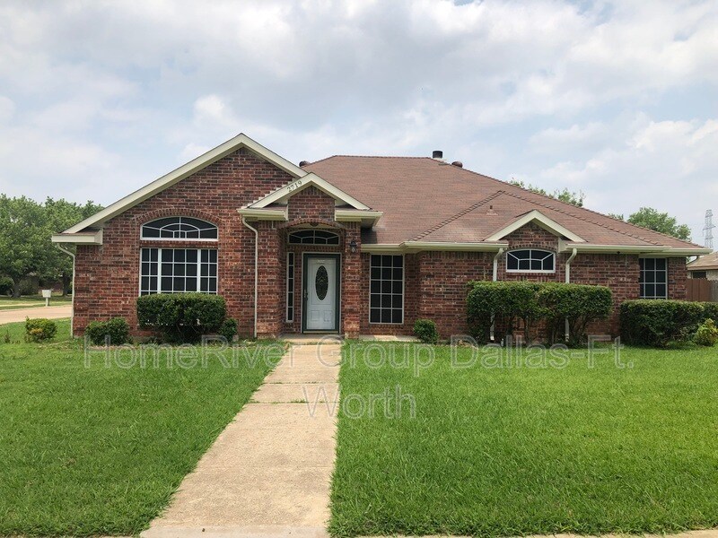 2719 Summerview Ln, Lancaster, TX 75146 House Rental in Lancaster, TX