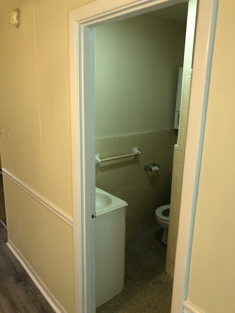 Building Photo - 550 Macon Hwy