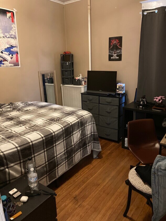 Bedroom - 1241 Western Ave