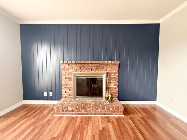 Building Photo - 3-Bedroom Home Near TTU with Fenced Backyard and Extra Storage