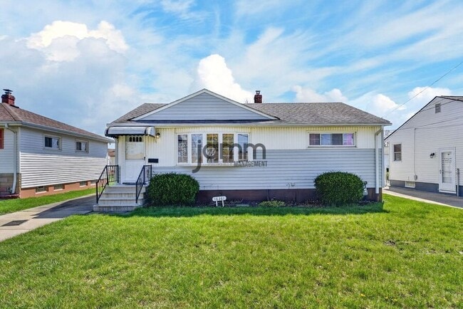 Foto del edificio - 16261 Remora Blvd