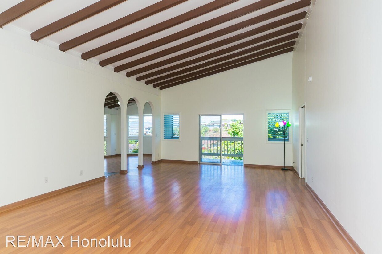 99560560 Kahilinai Pl, Aiea, HI 96701 House Rental in Aiea, HI