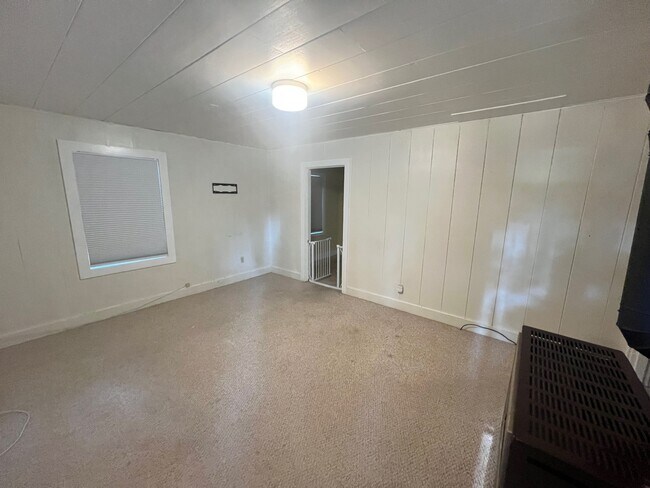 Foto del edificio - 138124 Hillcrest St