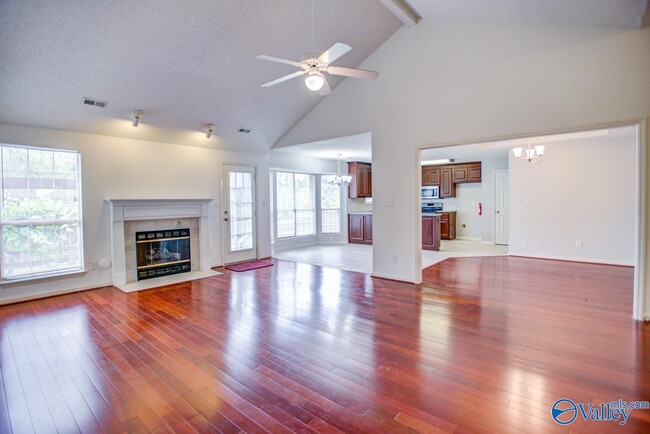 Building Photo - 134 Garden Brook Dr