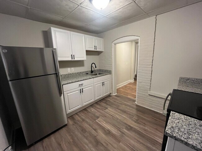Kitchen - 116 N Conococheague St