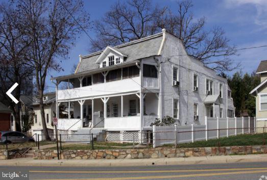 Foto del edificio - 2807 N Pershing Dr