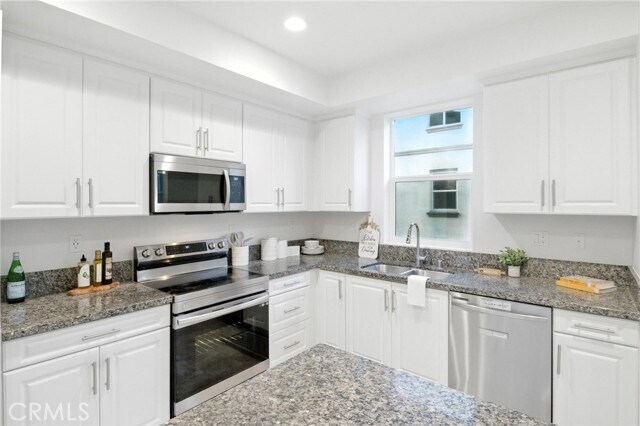 Foto del edificio - 3504 Sequoia St