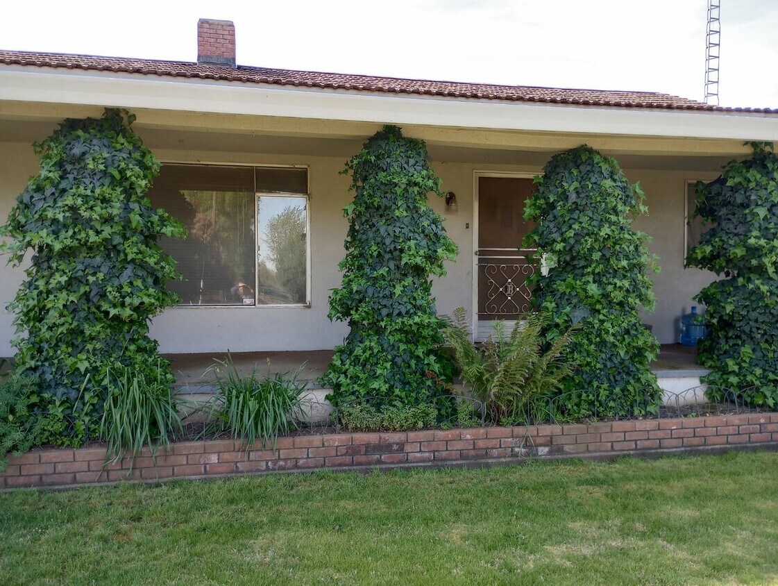 Primary Photo - 2901 Chico Ave