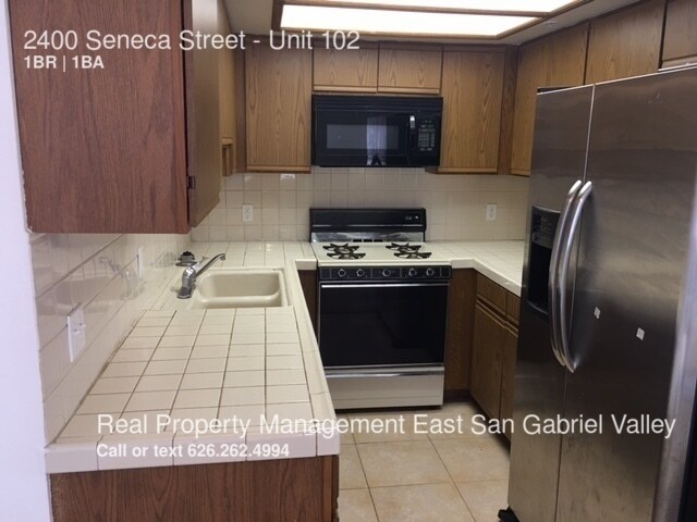Primary Photo - 2400 Seneca St