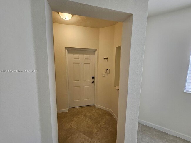Foto del edificio - 10620 NW 88th St