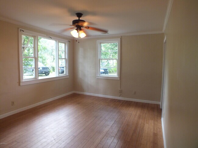 Foto del edificio - 2906 Polk St