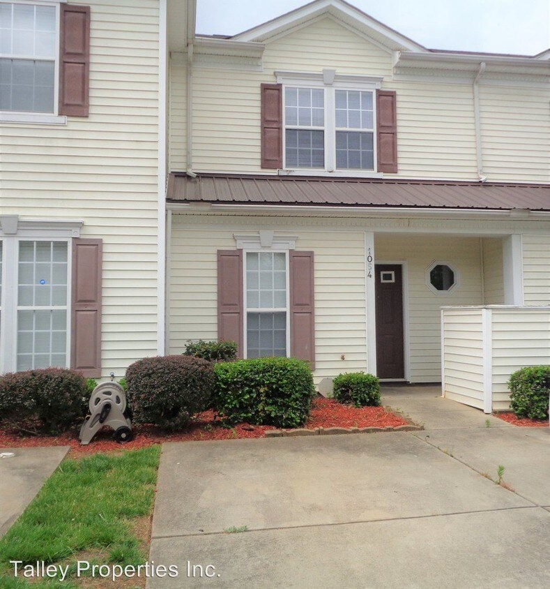 Foto principal - 2 br, 2.5 bath House - 1054 Phil O'Neil Drive