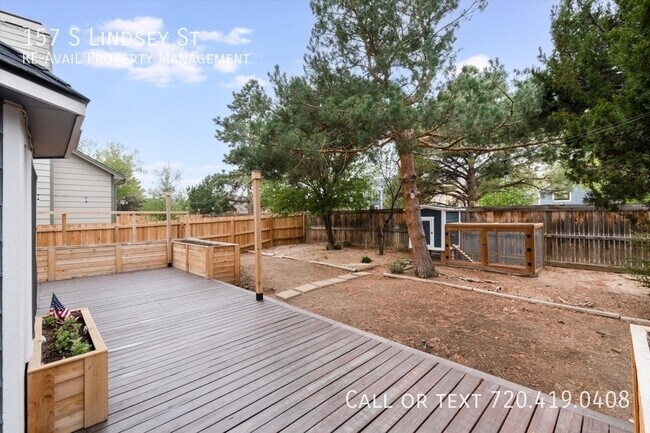 Foto del edificio - 157 S Lindsey St