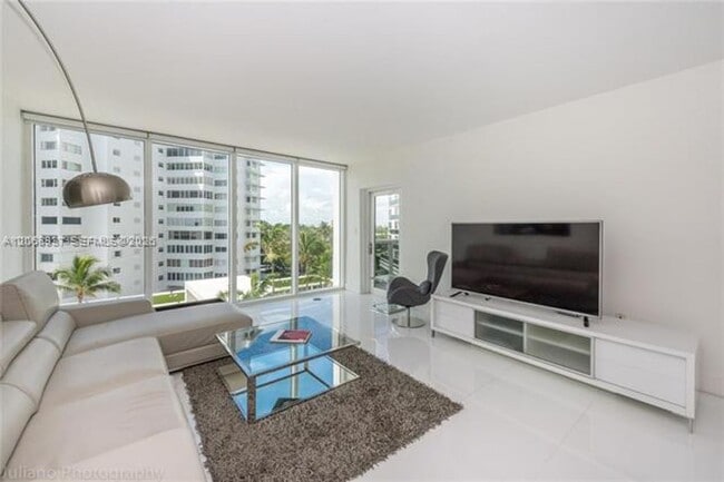 Photo - 10275 Collins Ave cu-416 Apartment