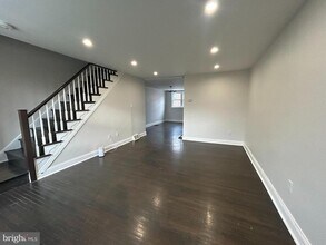 Building Photo - 7345 Woodcrest Ave