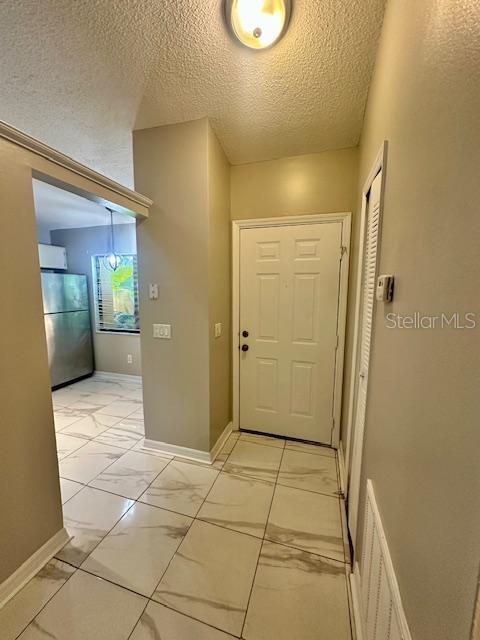 Building Photo - 9868 Lancewood St