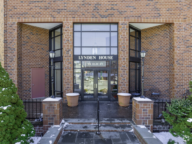 Main Entrance - Lynden House