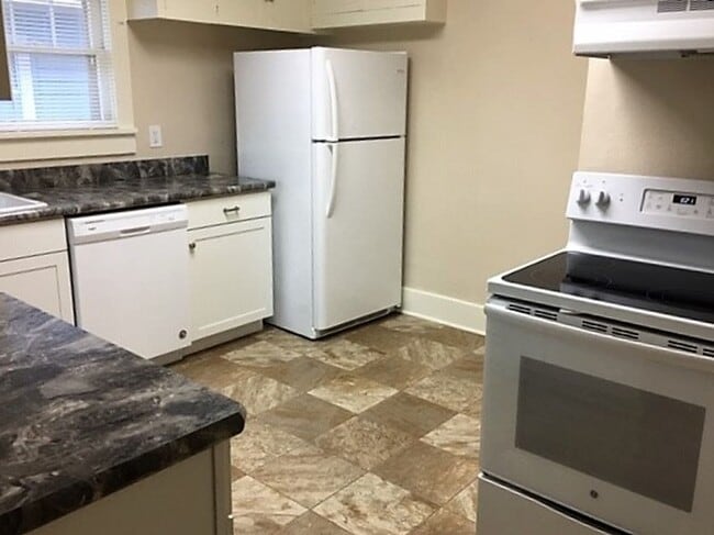 Building Photo - 2 Bedroom House In Laurel