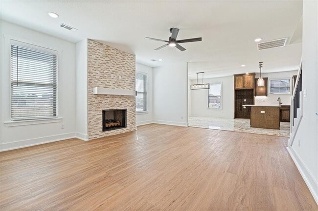 Foto del edificio - 6900 SW High Meadow Blvd