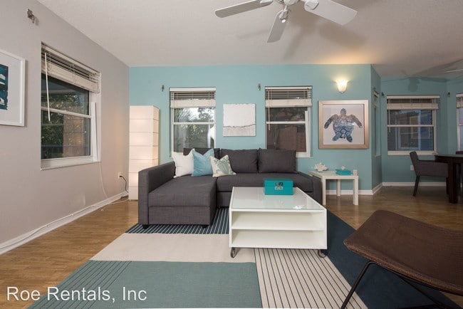 Building Photo - 1806 2ND St