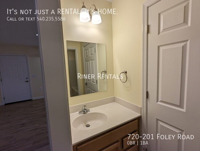 Foto del edificio - 720 Foley Rd