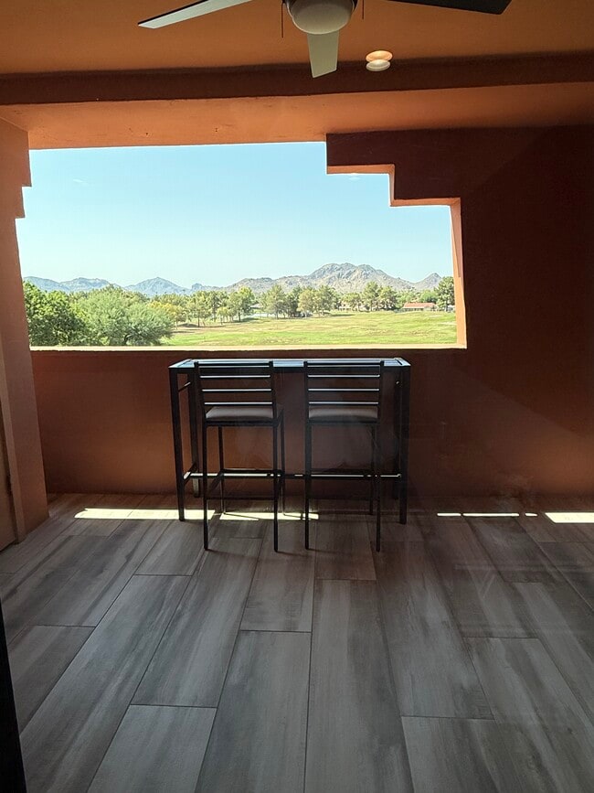 Campo de golf y Camelback de StoneCreek - 12212 N Paradise Village Pky S