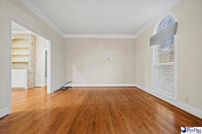 Foto del edificio - 3406 Sussex Ct