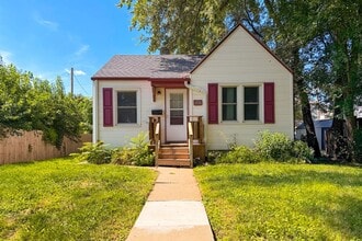 Building Photo - 830 S 49th Ave