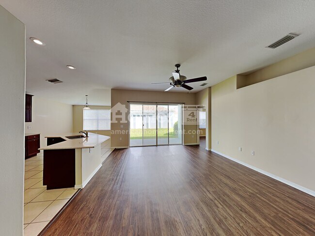 Building Photo - 4526 Beaumaris Drive