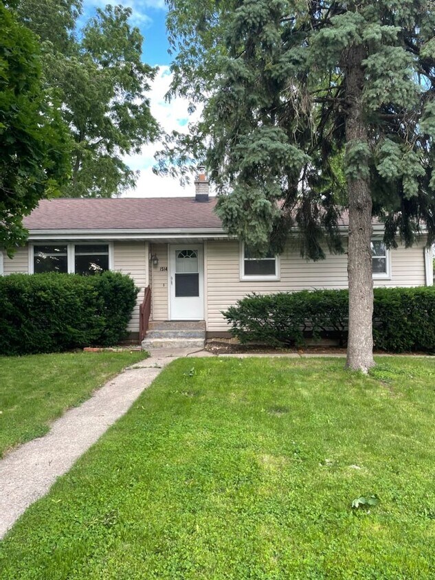 Foto principal - 1514 Alden Rd