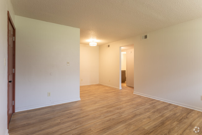 1 BR 1 BA-776 Sq Ft - Yorktown Apartment Homes