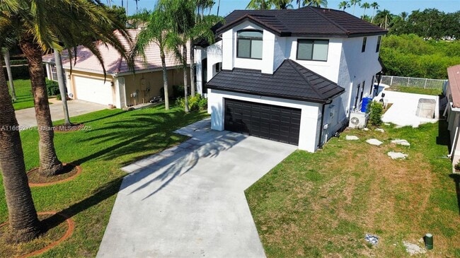 Building Photo - 1211 SW 178th Way