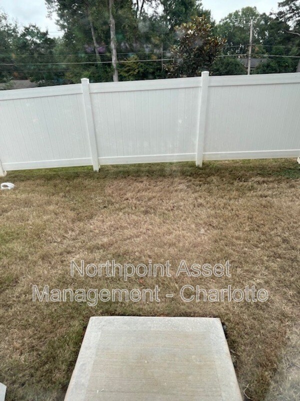 Foto del edificio - 2007 Langer St