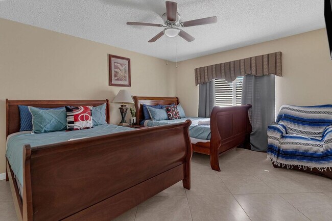Foto del edificio - 1310 Abberton Dr