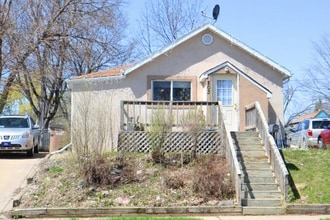Building Photo - 203 N Lewis Ave