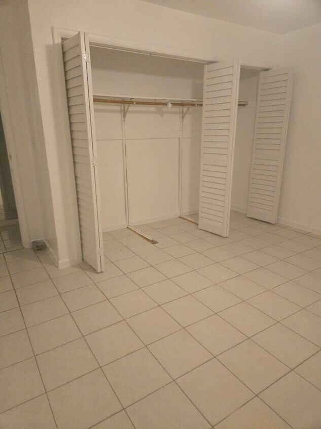 Building Photo - 3401 NW 170th St