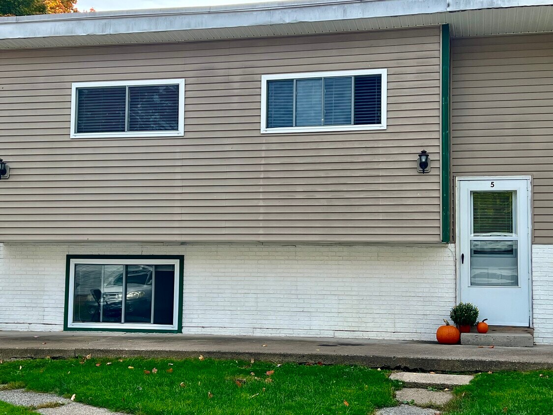 1110 St, Watertown, NY 13601 Townhome Rentals in Watertown NY