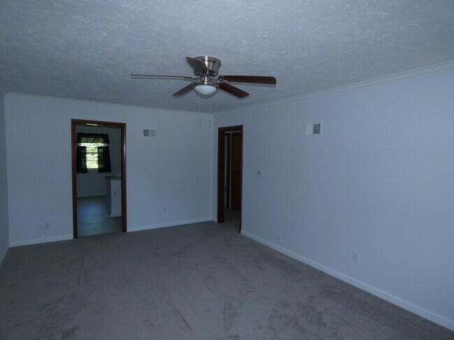 Building Photo - 8108 MO-9