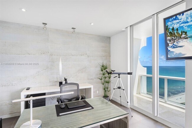 Foto del edificio - 4775 Collins Ave