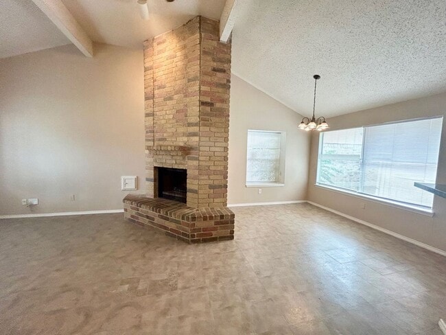 Foto del edificio - 2 Bedroom 2 bath in BIG COUNTRY GDN HMS