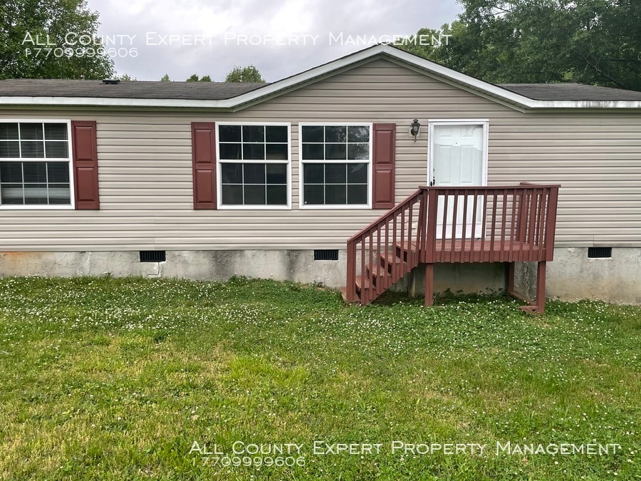Primary Photo - Manufactured Home on 1 Acre