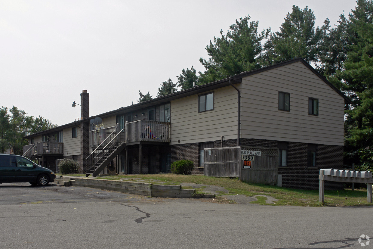 Primary Photo - 3380 Byron Center Ave SW