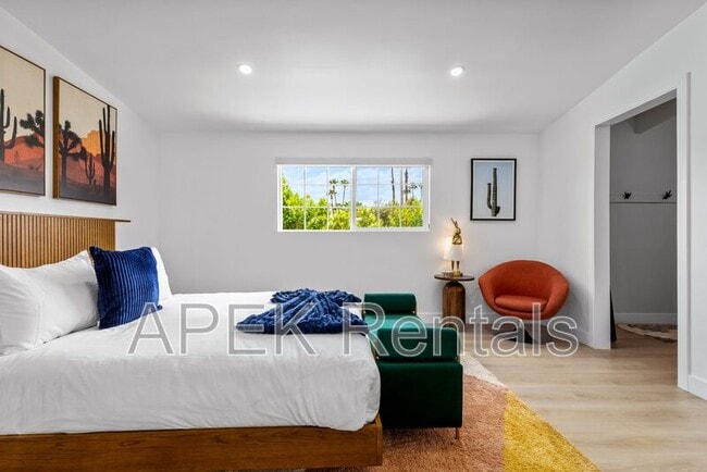 Foto del edificio - 2056 Paseo Roseta