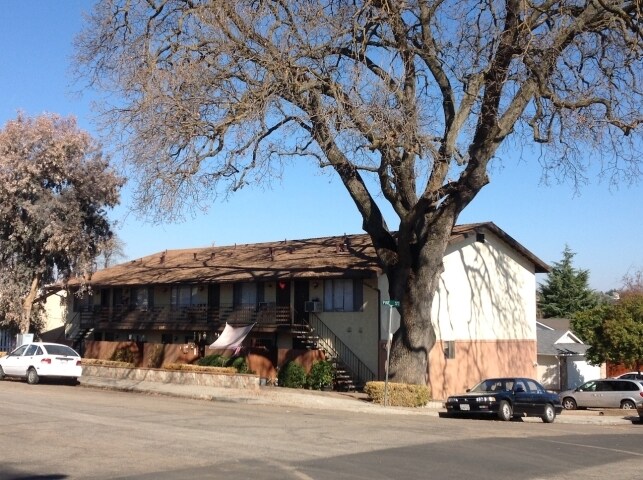 Foto del edificio - 1502 Pine St